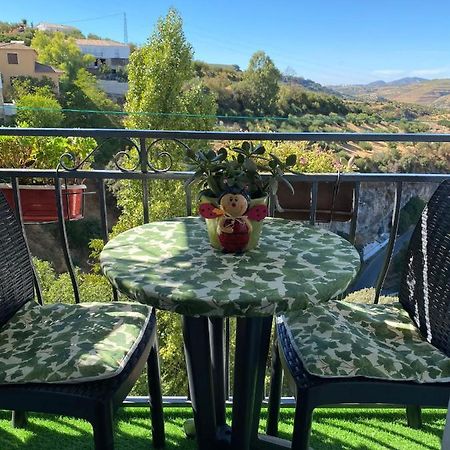 Casa Primavera Lägenhet Setenil De Las Bodegas Exteriör bild